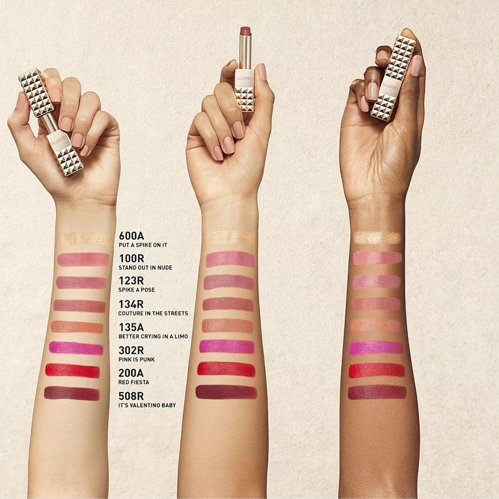 Valentino Spike Valentino Matte Lipstick 134R Couture in the Streets Mini 1g - Picture 3 of 5